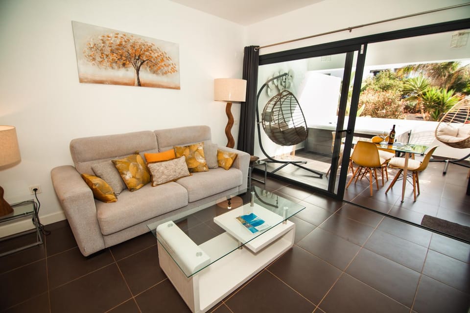 Balcony/Terrace, Living room, Lounge or bar