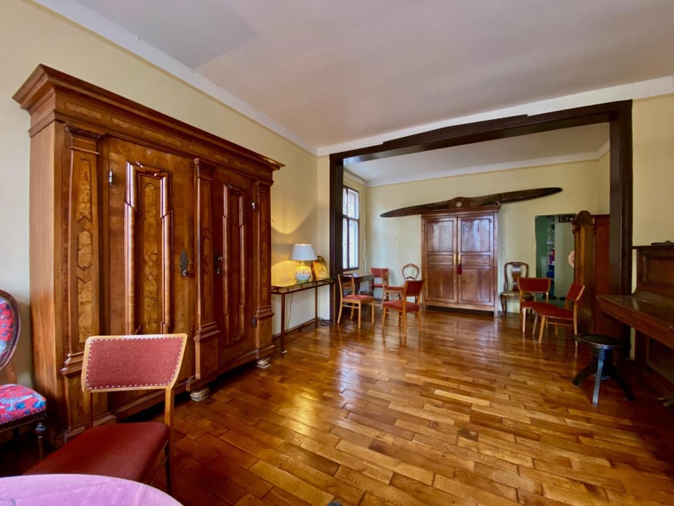 Communal lounge/ TV room, Living room