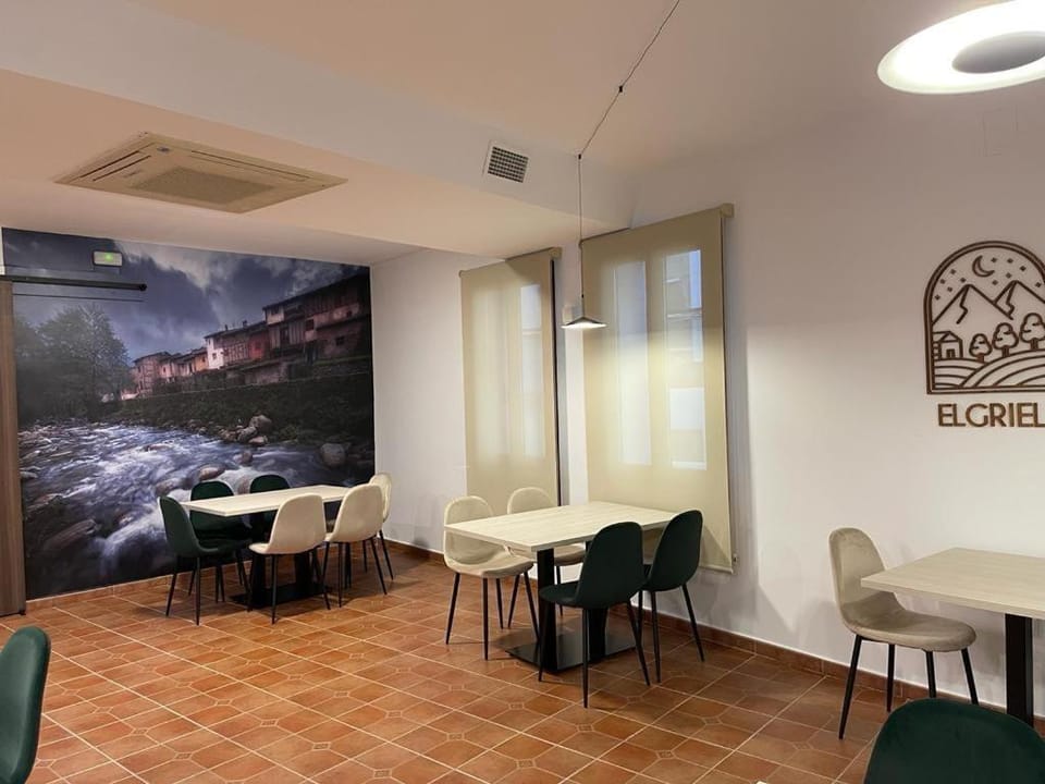 Lounge or bar