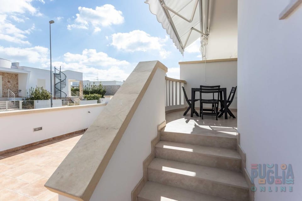 Patio, Day, View (from property/room), Balcony/Terrace