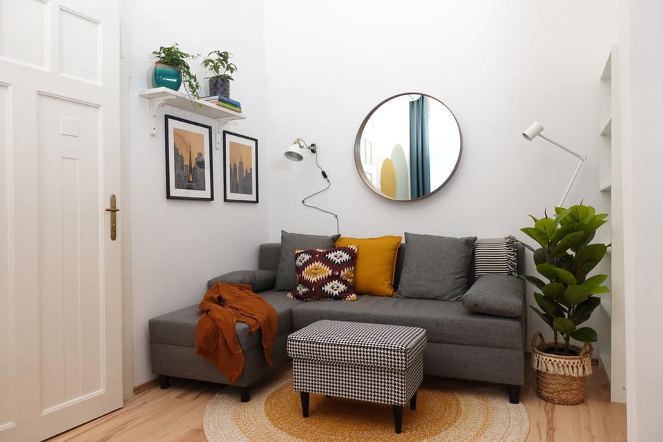 Living room, Seating area