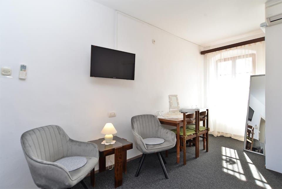 Rooms Bale 2150 Bed and Breakfast in Istria County