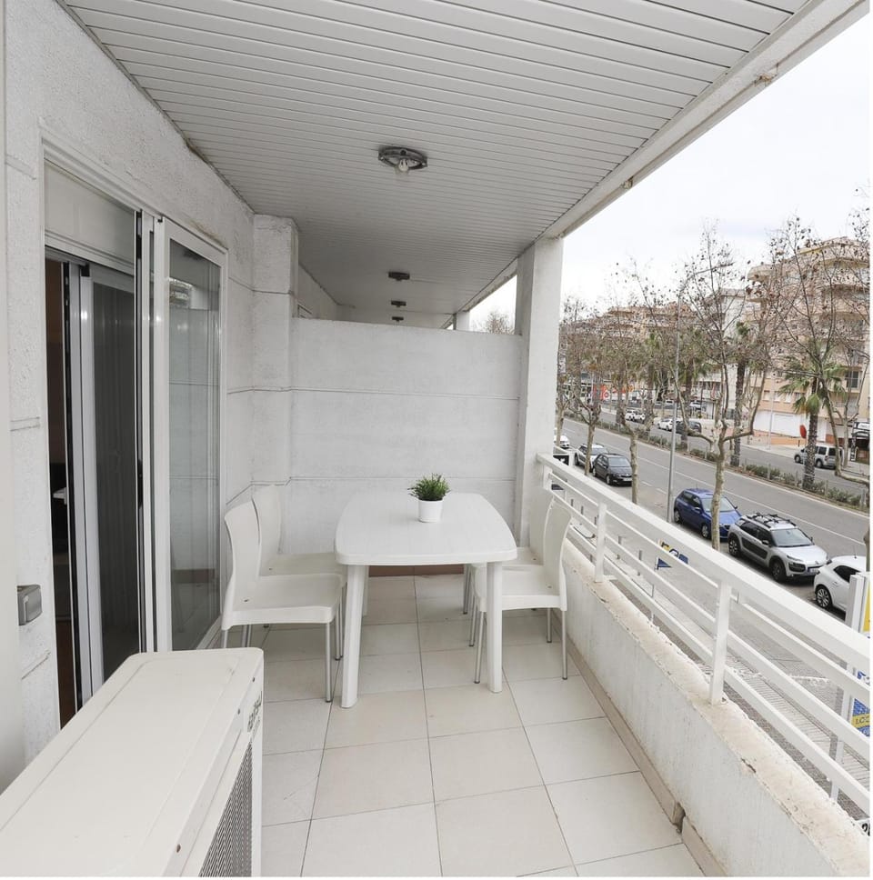 Balcony/Terrace, City view, City view