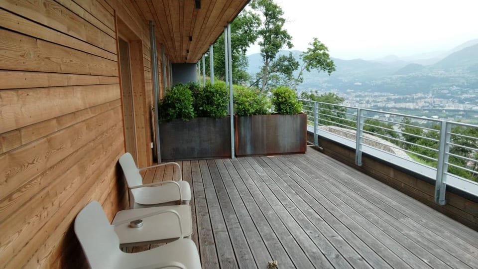 Day, Natural landscape, View (from property/room), Balcony/Terrace, Mountain view