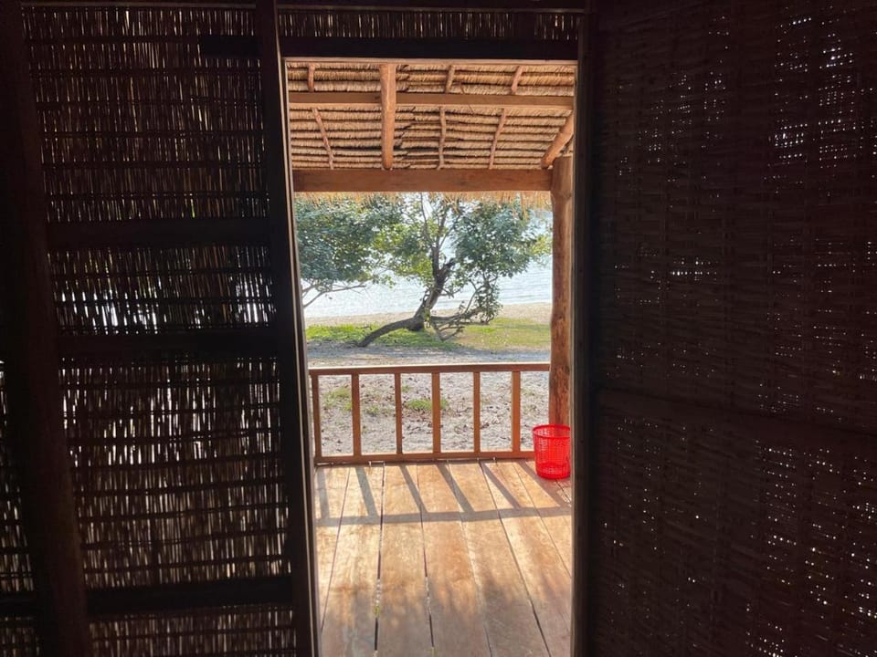 Naks Shack Hostel in Ream