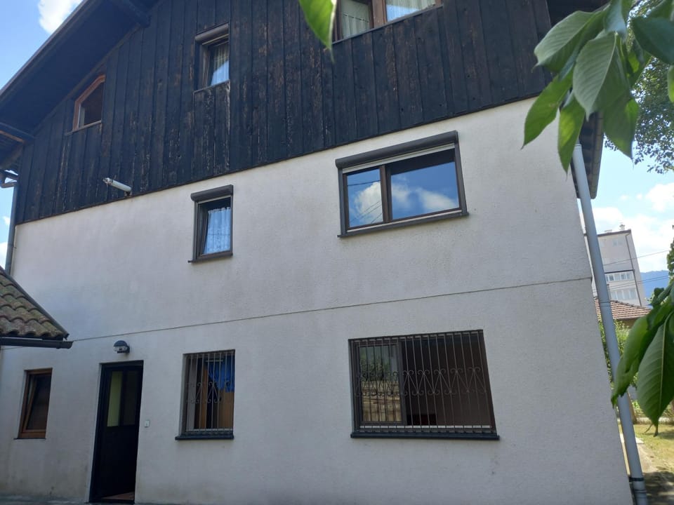 Property building, Facade/entrance