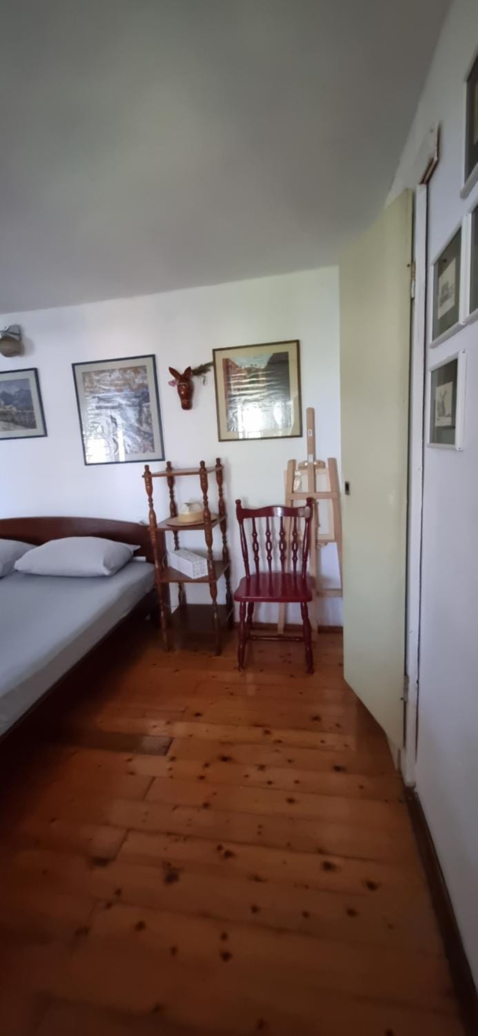 Apartment in Oak forest Vacation rental in Montenegro