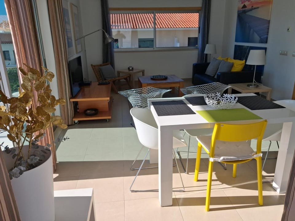 Modern apartment with sunny south facing terrace Apartment in Albufeira