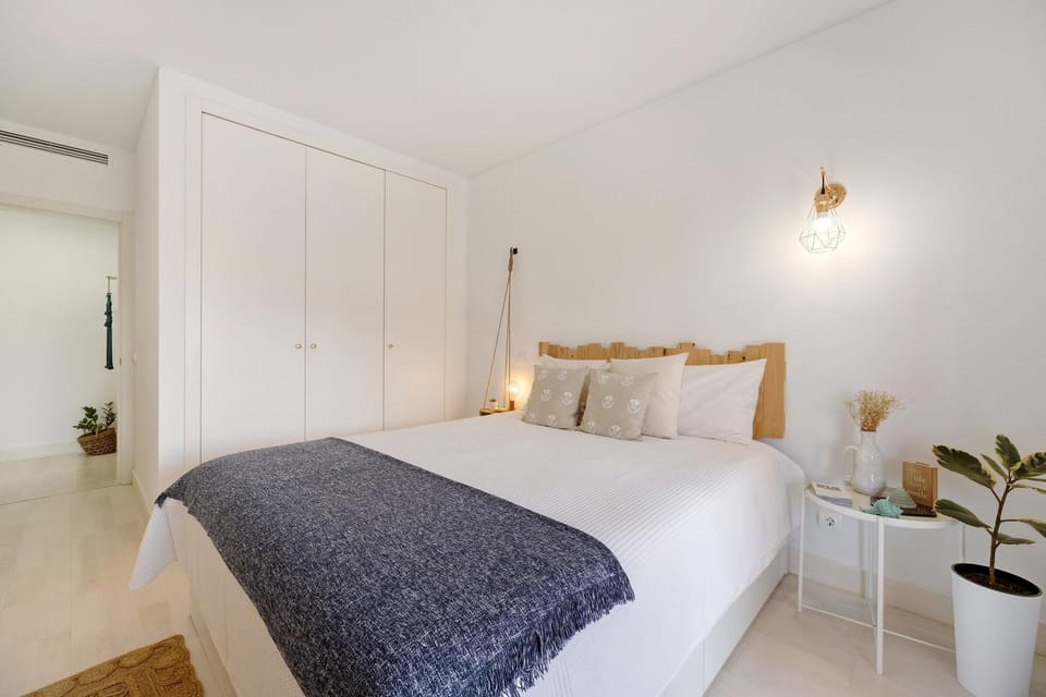 Living room, Bedroom