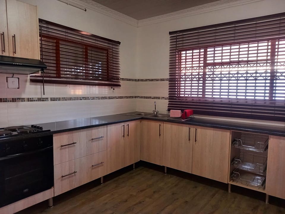 G Guest House Bed and Breakfast in Eastern Cape