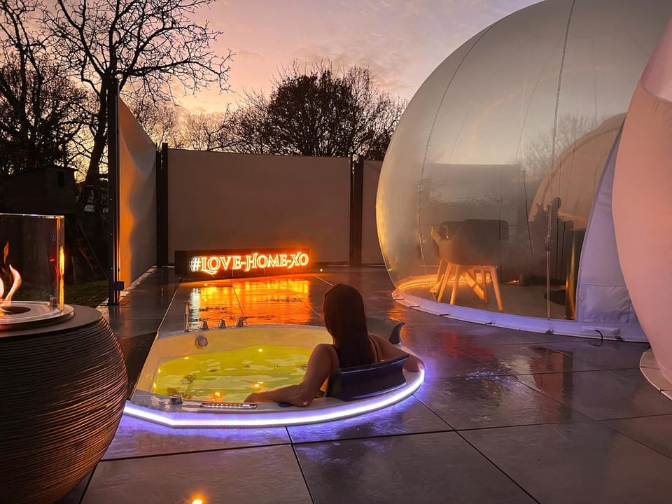 Bulles gonflables Love Room - Love Home XO Love hotel in Nouvelle-Aquitaine