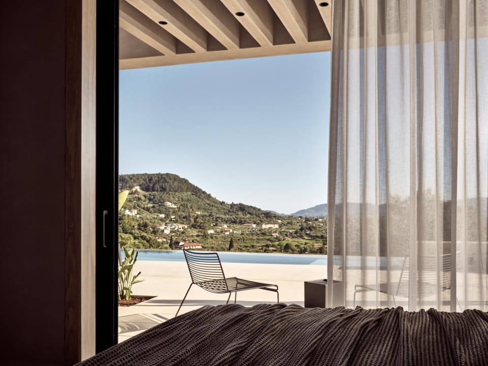 Bedroom, Mountain view, Swimming pool