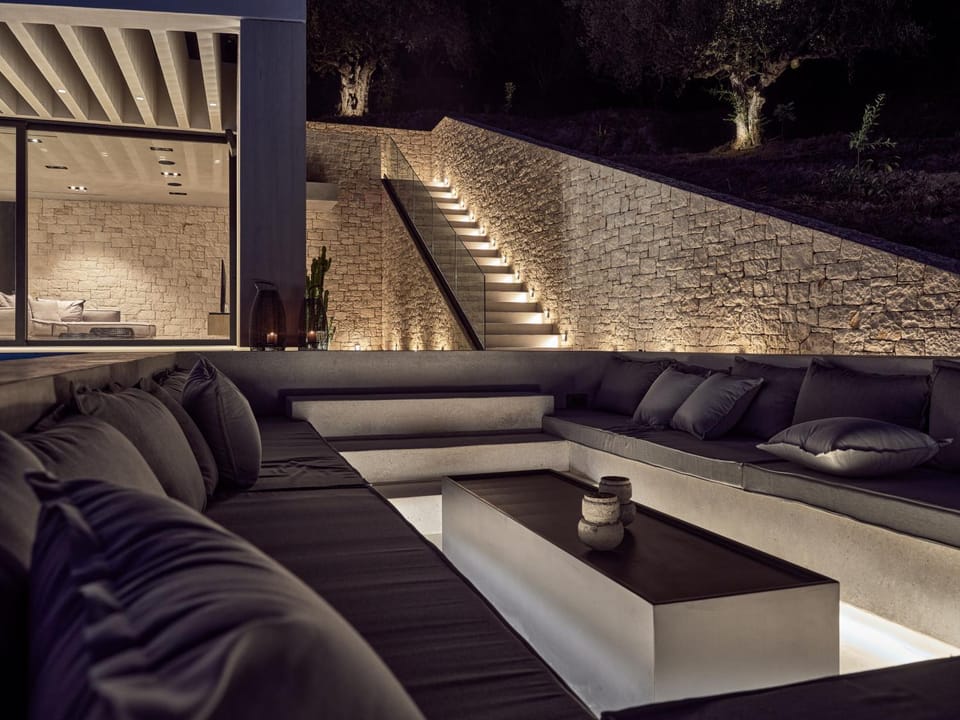 Living room, Seating area