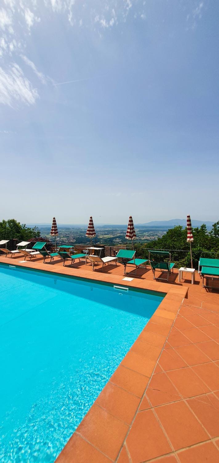 Pool view, Swimming pool