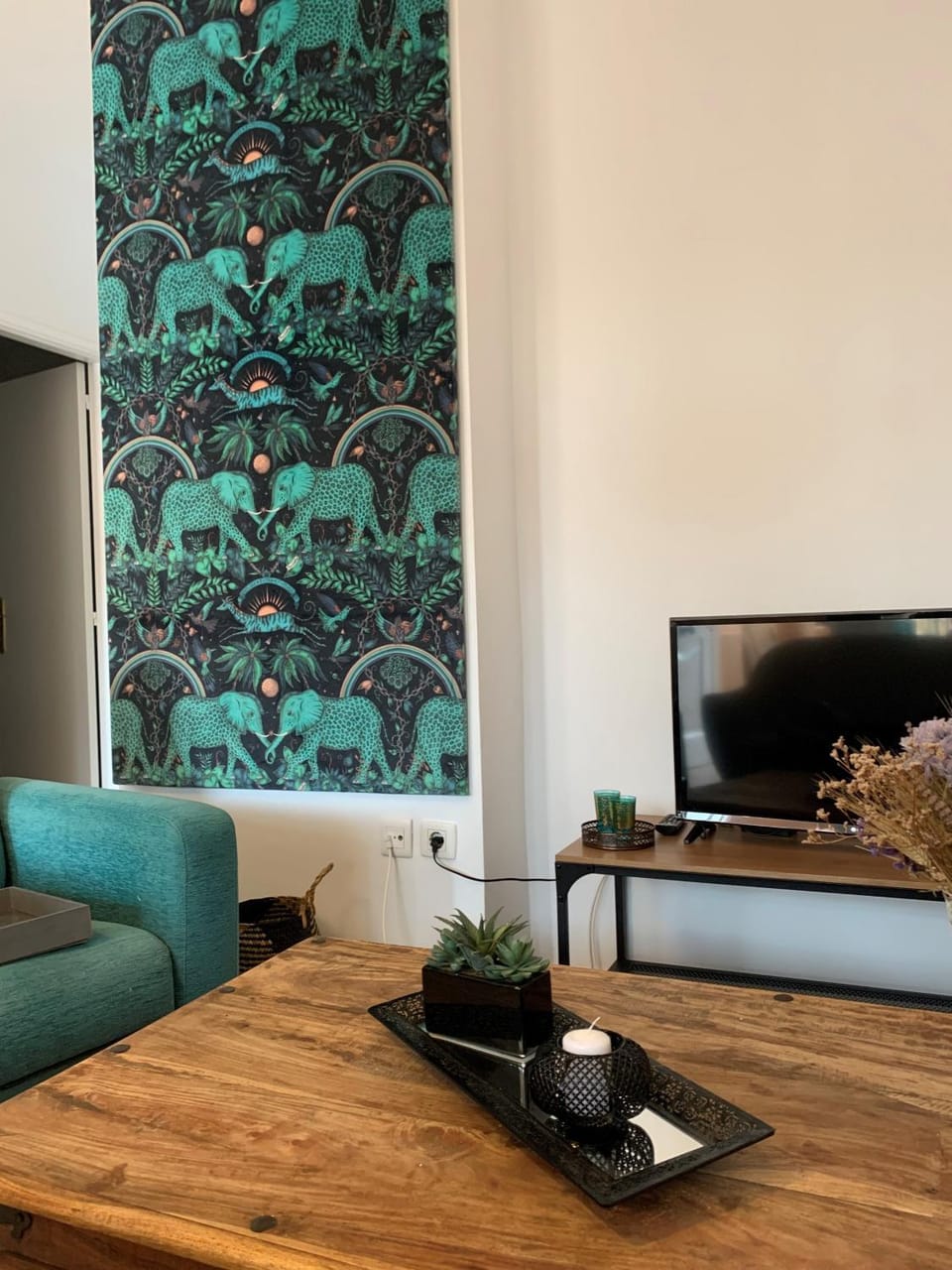 Communal lounge/ TV room