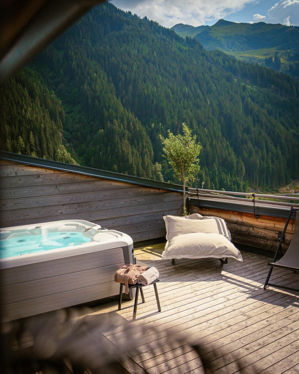 Mei.Berg premium view Appartements Apartment hotel in Salzburgerland