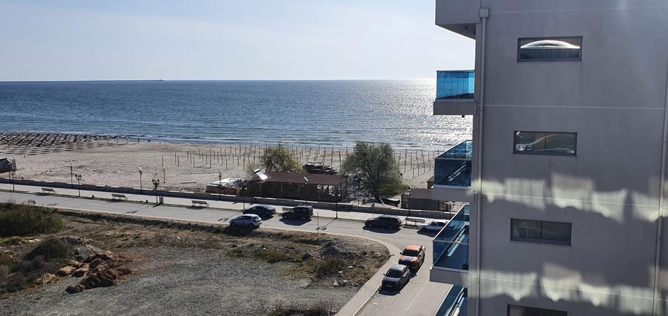 Studio Joy2Sea Apartment in Constanța County