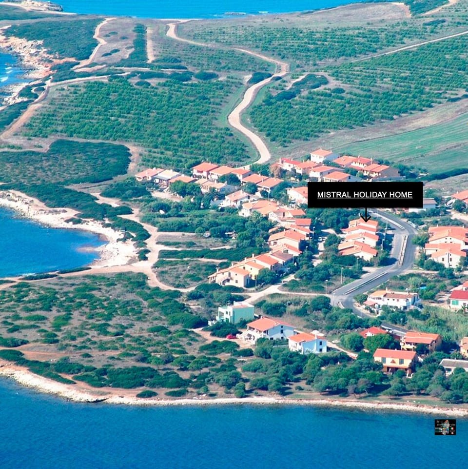MISTRAL HOLIDAY HOME Apartment in Sardinia