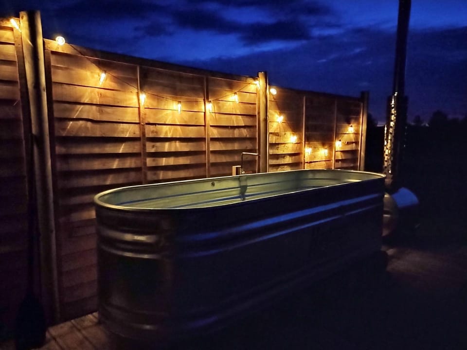 Hot Tub