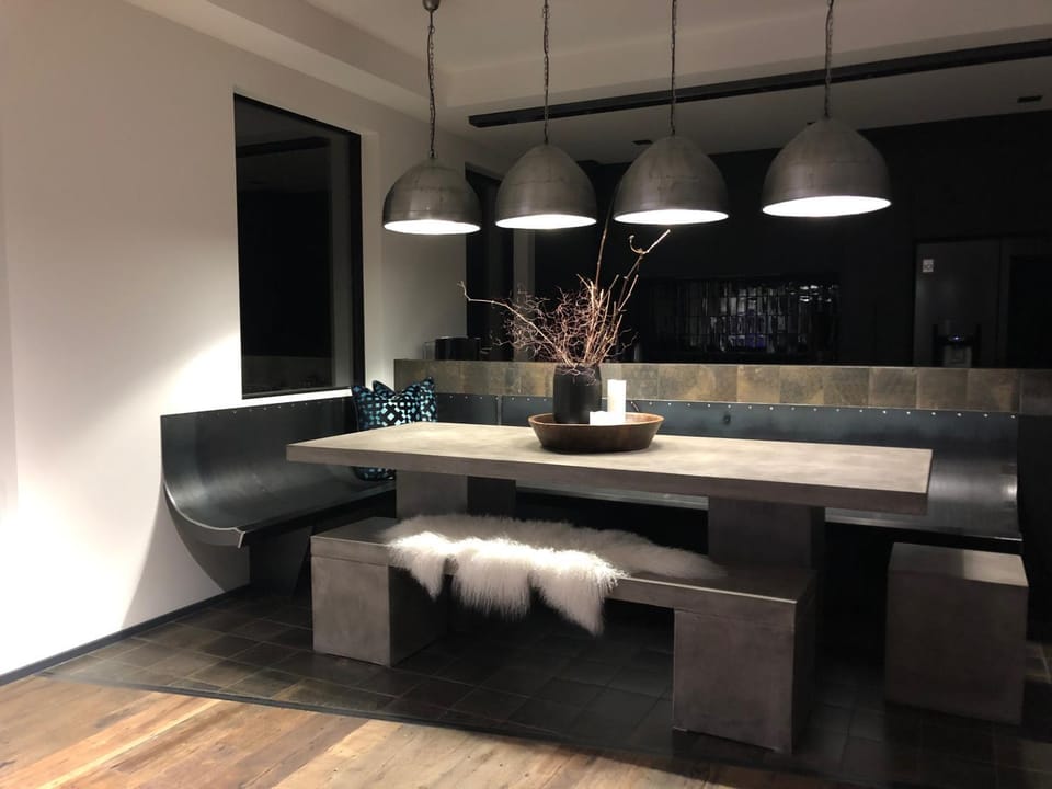 Decorative detail, Dining area, kitchen