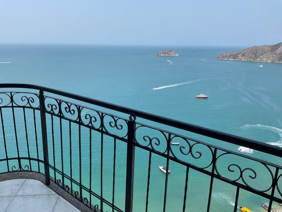 Day, Natural landscape, Balcony/Terrace, Sea view