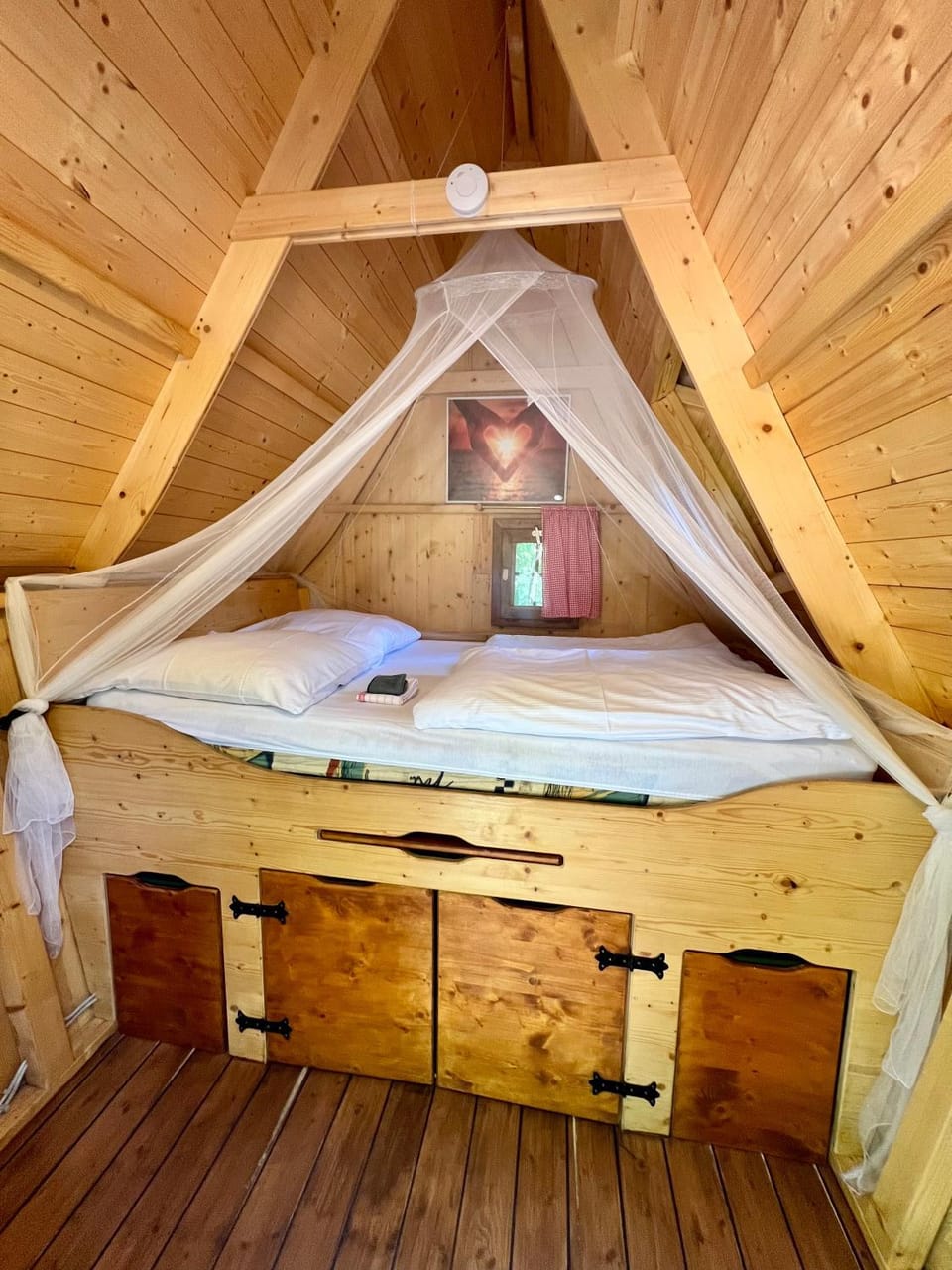 Märchenhütte- Campen am Wald und See House in Neuruppin