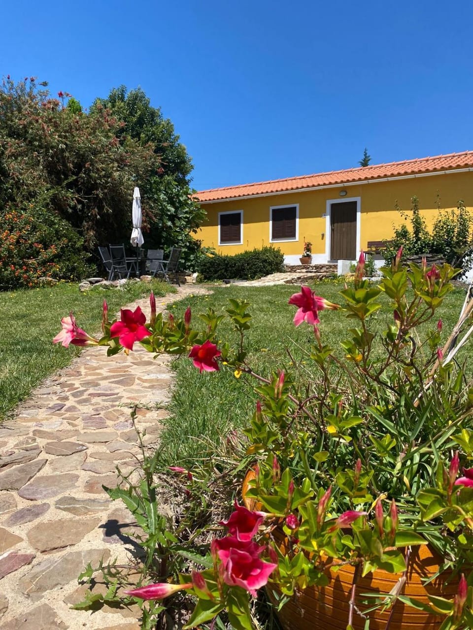Property building, Garden