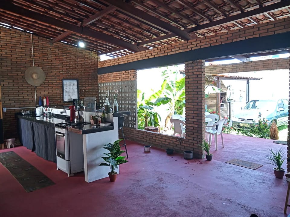 Lounge or bar, Food and drinks