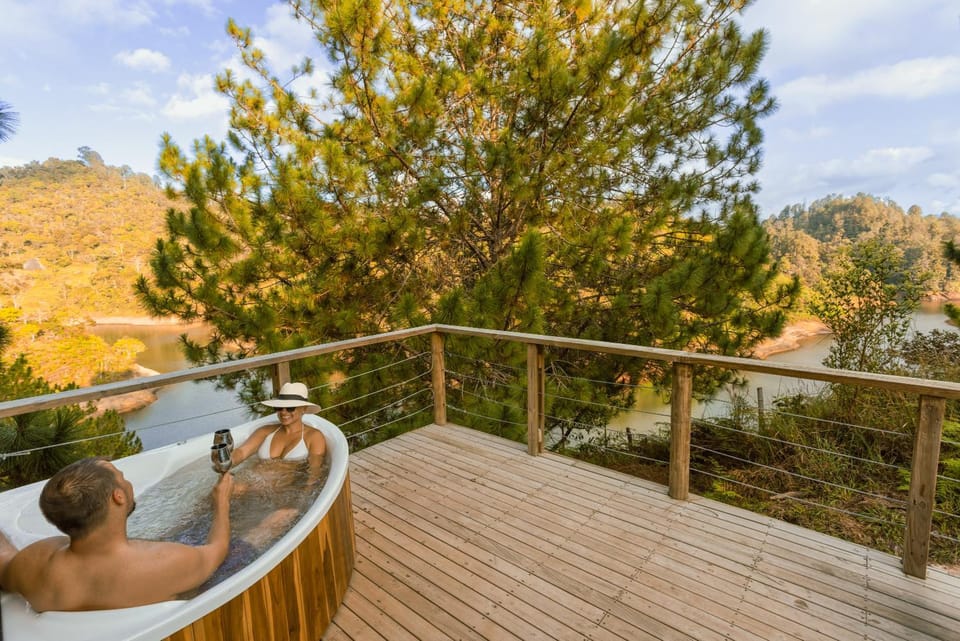 Natural landscape, Hot Tub, Balcony/Terrace, Guests, Mountain view