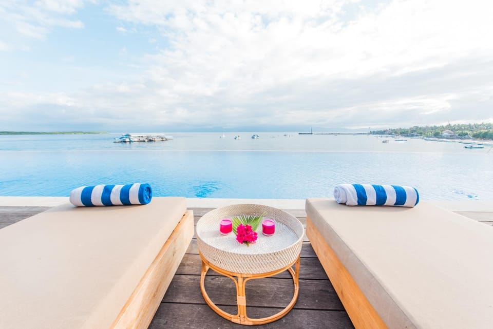 View (from property/room), Pool view, Sea view, Swimming pool
