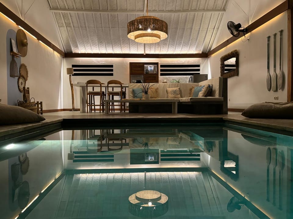 Living room, Decorative detail, Seating area, Pool view, Swimming pool, kitchen