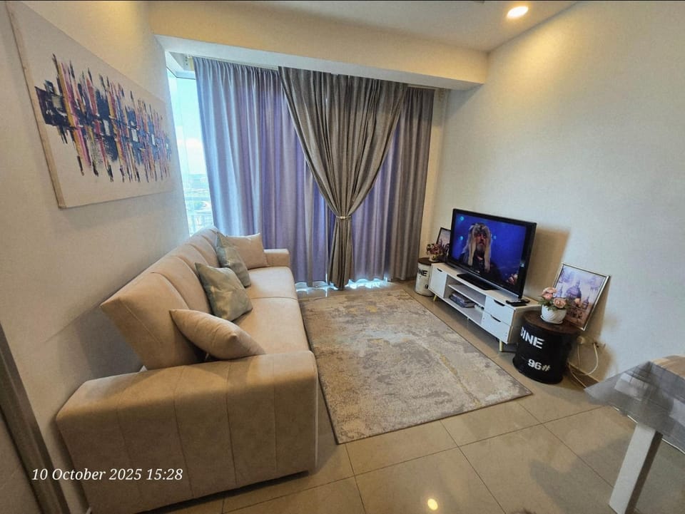 HOMESTAY SUITE MENARA U2 , MSU , SEKSYEN 13 SHAH ALAM, Selangor Apartment in Subang Jaya