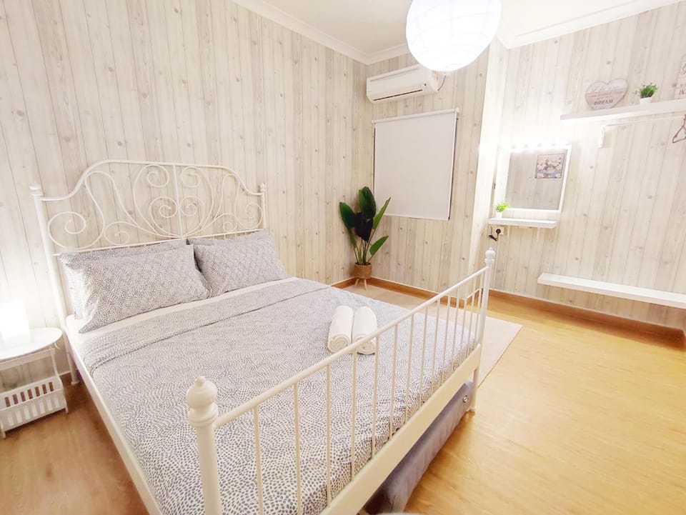Bed, Bedroom, bunk bed