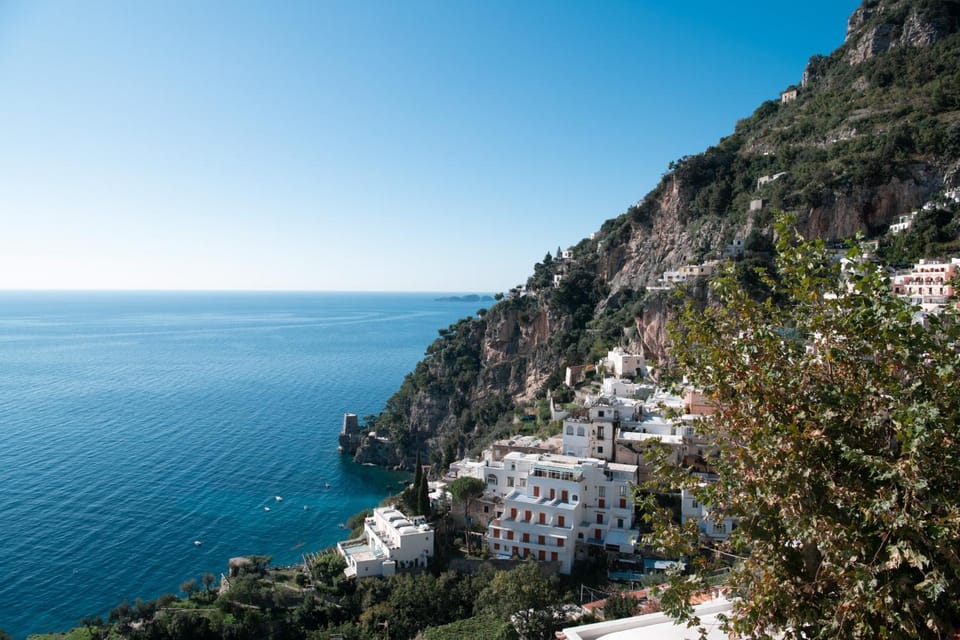 City view, Mountain view, Sea view