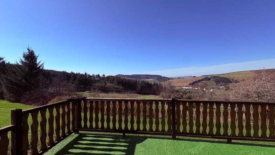 Bryn Bettws Lodge Nature lodge in Wales