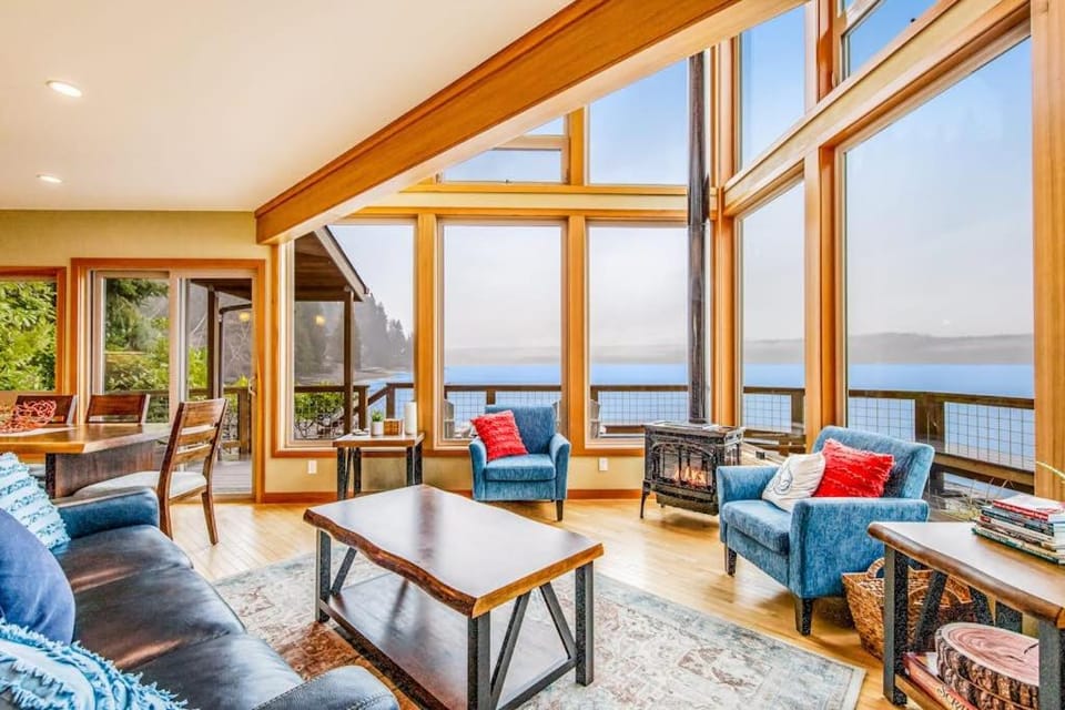 Tahuya Trees and Tides House in Hood Canal