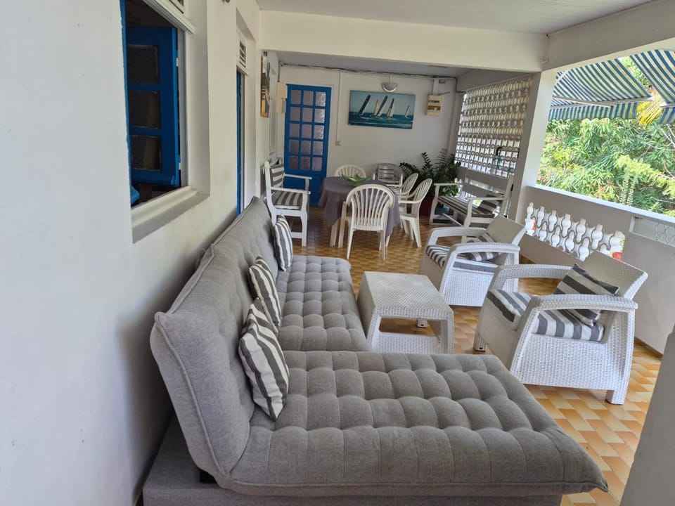 Patio, Dining area