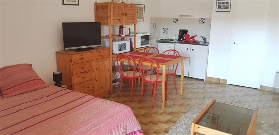 Résidence Maitre De Port - Studio de 35m², avec pleine vue mer sur le port de Dahouët. MAE-6754 Apartment in Brittany