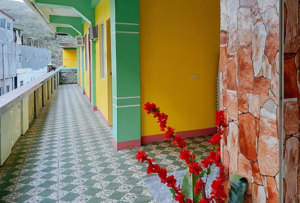 Facade/entrance, Balcony/Terrace, Lobby or reception