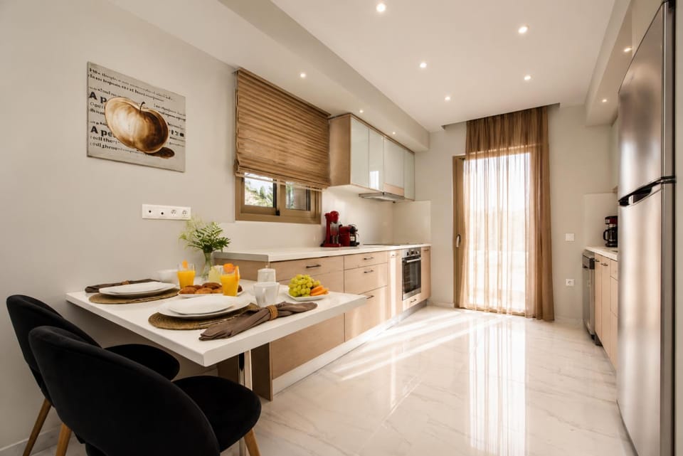 Kitchen or kitchenette, kitchen