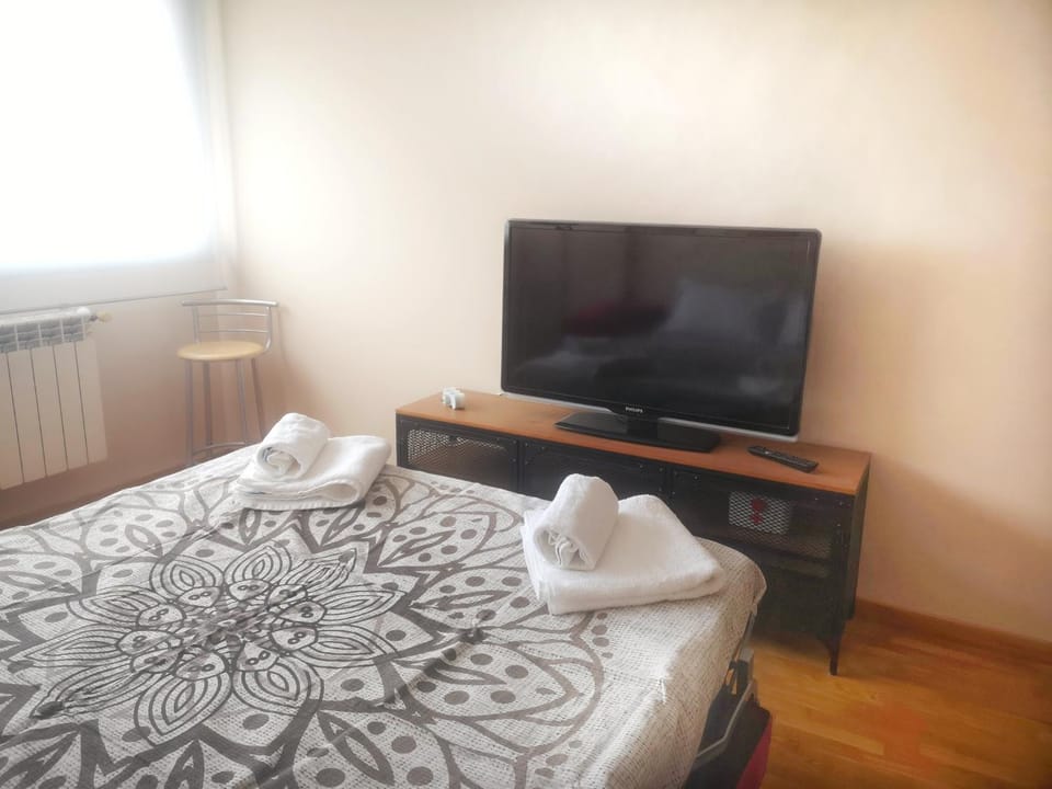 Bed, TV and multimedia