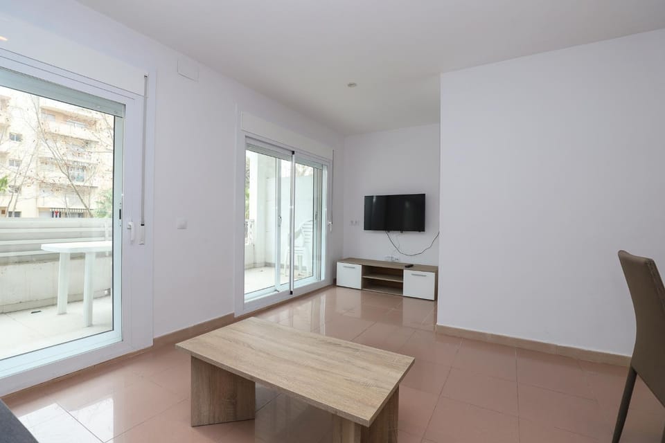TV and multimedia, Living room, Dining area