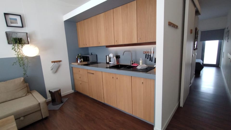 Kitchen or kitchenette, Dining area, Bedroom, kitchen