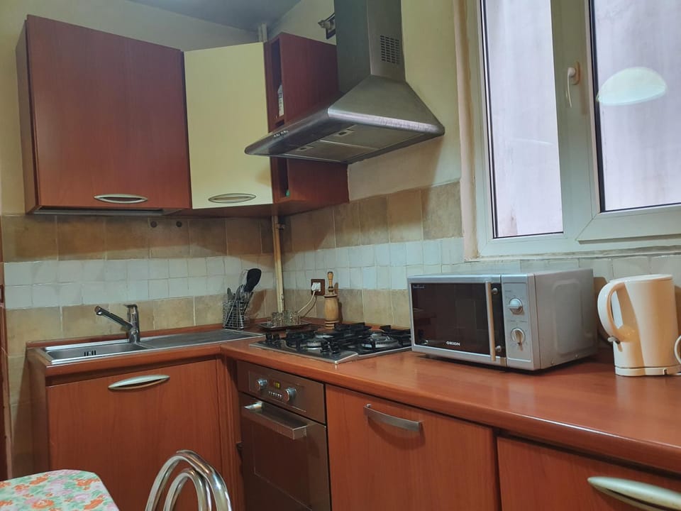 2 rooms unirii Apartment in Bucharest