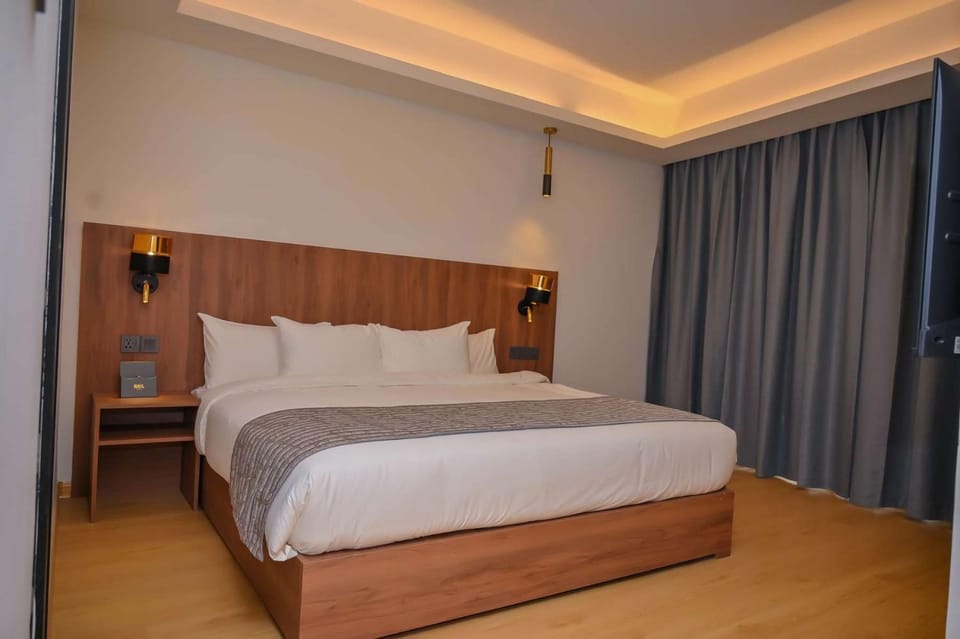 Bed, Bedroom