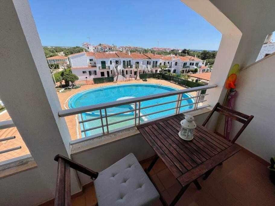 Galdana - Apartamento con piscina junto la playa Apartment in Cala en Blanes