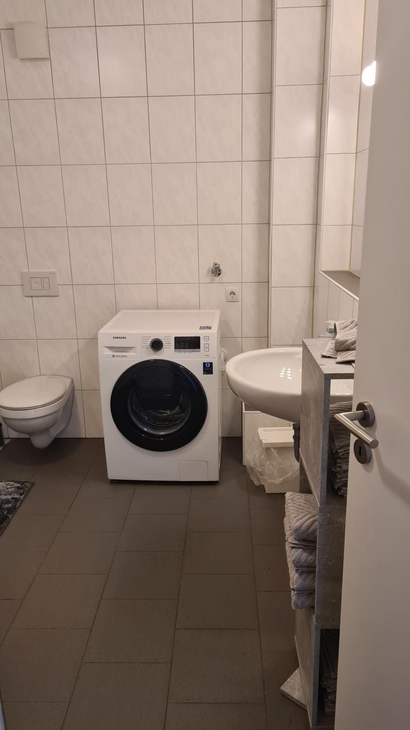 Bathroom, washing machine