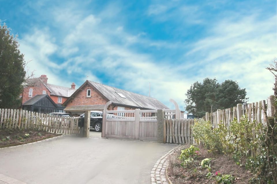 Property building, Facade/entrance