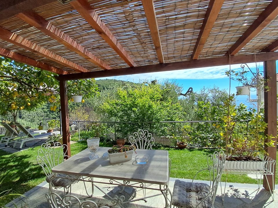 Florinda Lemon's Suite House in Liguria