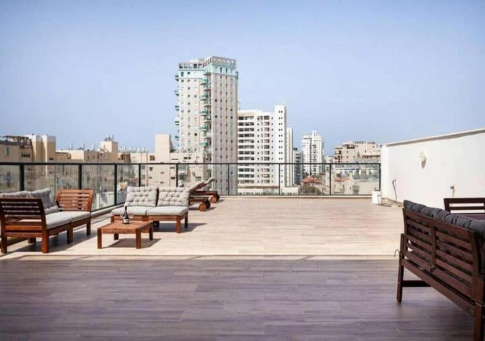 Property building, View (from property/room), City view
